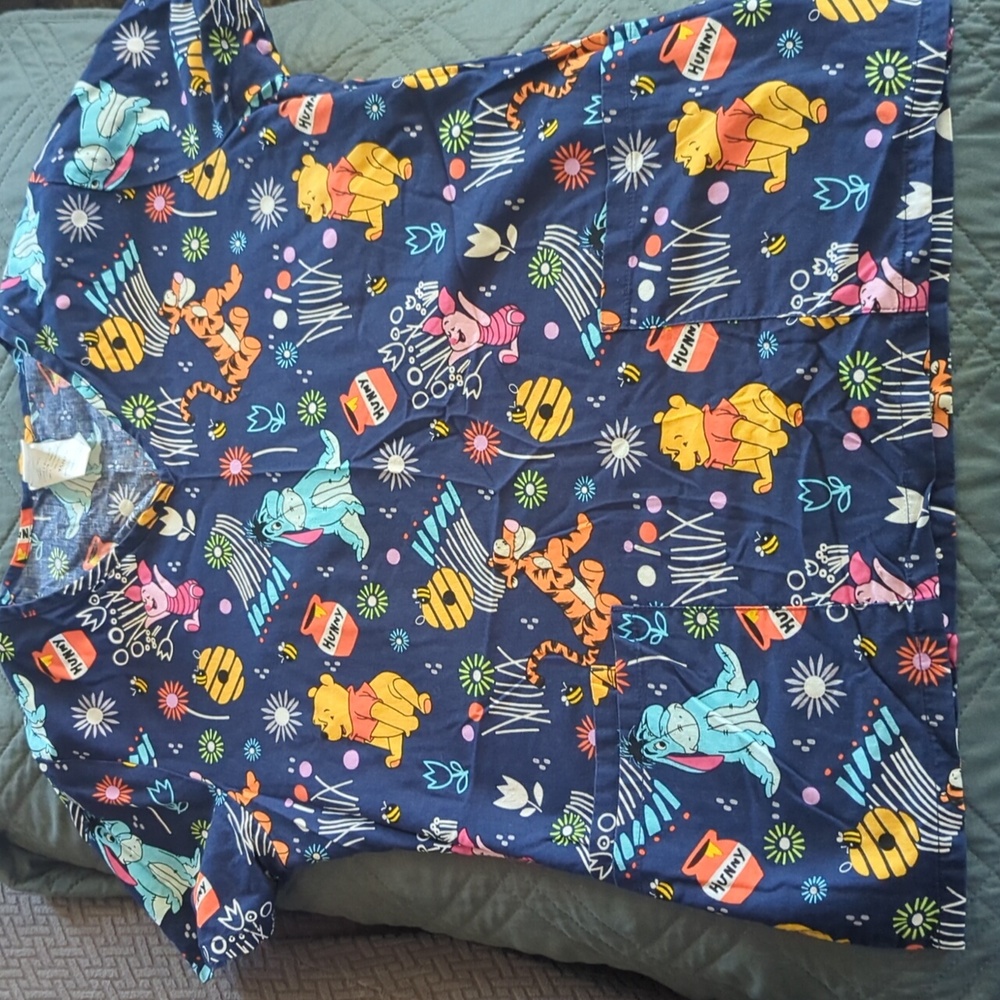 Scrub top